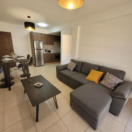 Cielo Apartment アヤナパ エクステリア 写真